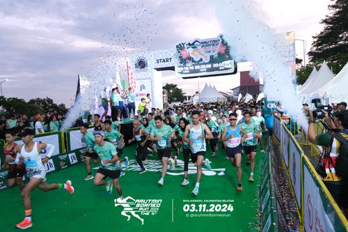 Race photo from Arutmin Borneo Run 2024