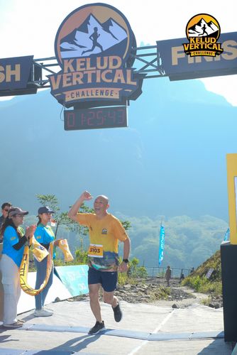 Race photo from Kelud Vertical Challenge 2024