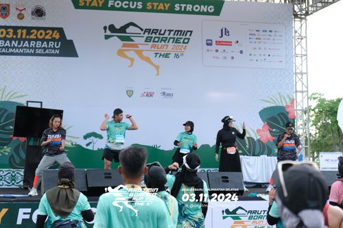 Race photo from Arutmin Borneo Run 2024