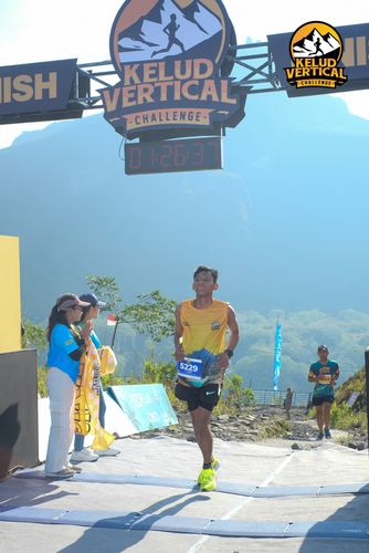 Race photo from Kelud Vertical Challenge 2024