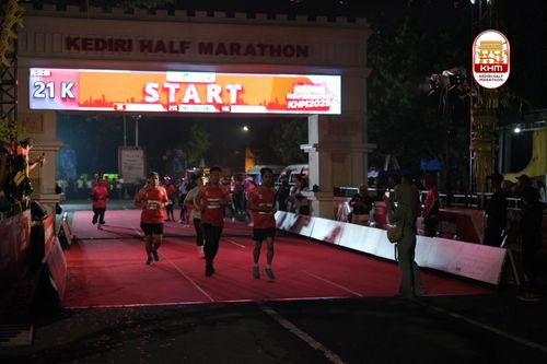Race photo from Kediri Half Marathon 2025