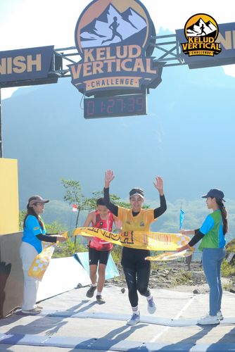 Race photo from Kelud Vertical Challenge 2024