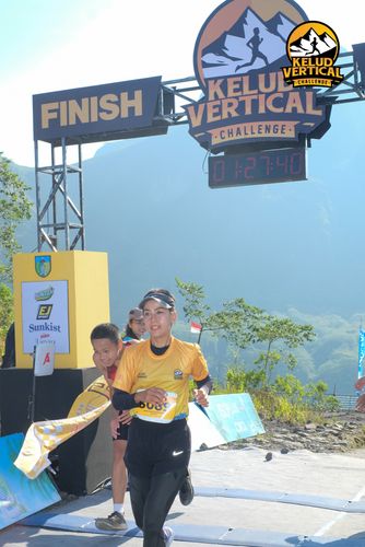 Race photo from Kelud Vertical Challenge 2024
