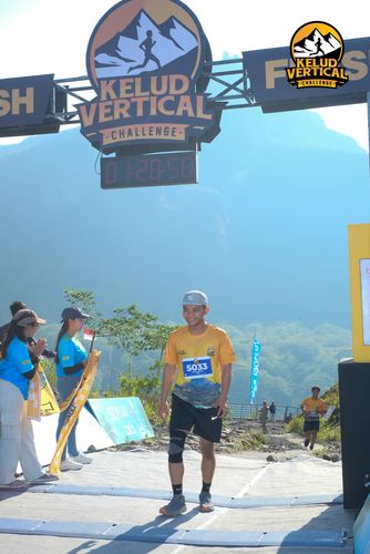 Race photo from Kelud Vertical Challenge 2024