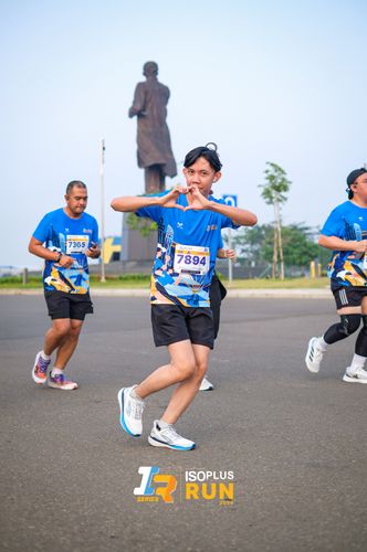 Race photo from ISOPlus Run 2024 Jakarta