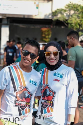 Race photo from Shake Out Run Jabar 10K
