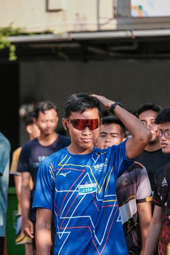 Race photo from Shake Out Run Jabar 10K