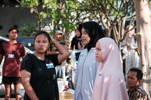 Race photo from Shake Out Run Jabar 10K