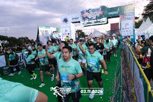 Race photo from Arutmin Borneo Run 2024
