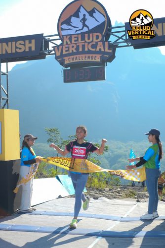 Race photo from Kelud Vertical Challenge 2024