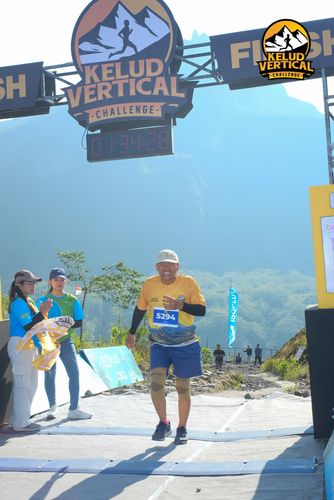 Race photo from Kelud Vertical Challenge 2024