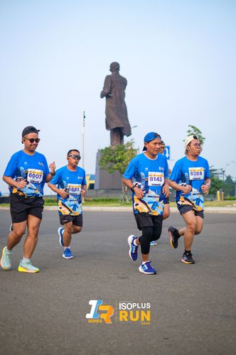 Race photo from ISOPlus Run 2024 Jakarta