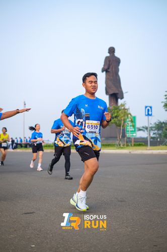 Race photo from ISOPlus Run 2024 Jakarta