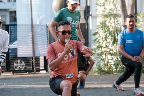 Race photo from Shake Out Run Jabar 10K