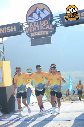 Race photo from Kelud Vertical Challenge 2024