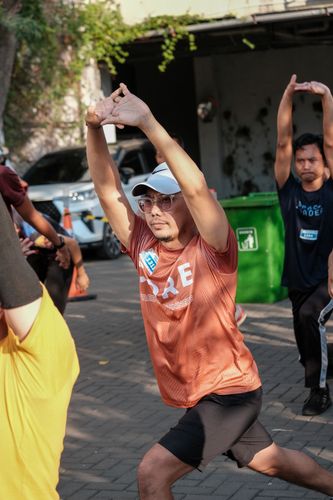 Race photo from Shake Out Run Jabar 10K