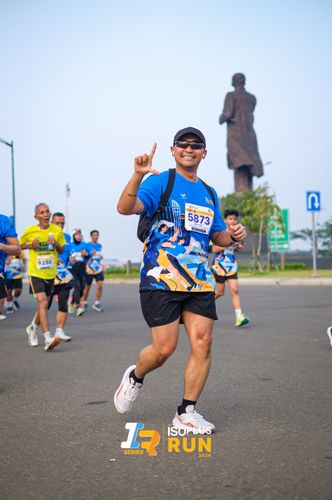 Race photo from ISOPlus Run 2024 Jakarta