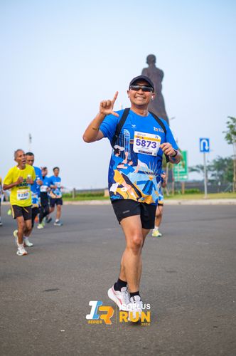 Race photo from ISOPlus Run 2024 Jakarta