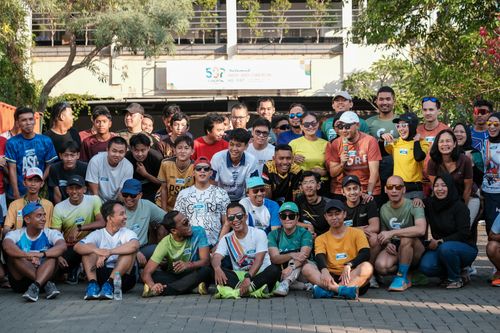 Race photo from Shake Out Run Jabar 10K