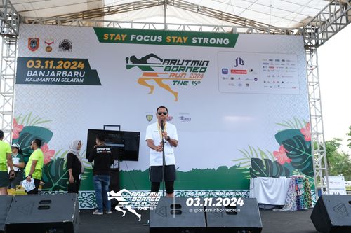 Race photo from Arutmin Borneo Run 2024