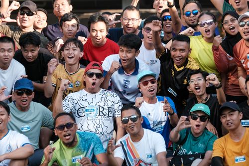 Race photo from Shake Out Run Jabar 10K