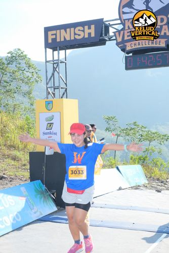 Race photo from Kelud Vertical Challenge 2024