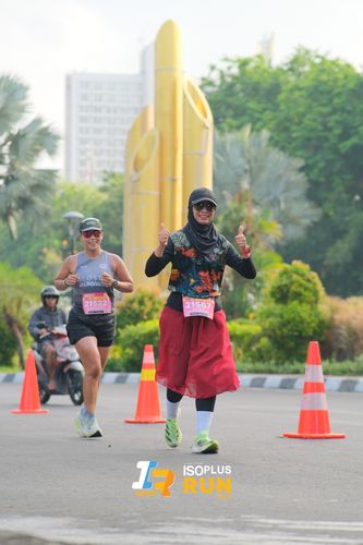 Race photo from Isoplus Run 2024 Surabaya