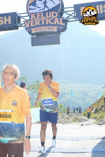 Race photo from Kelud Vertical Challenge 2024