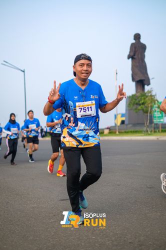 Race photo from ISOPlus Run 2024 Jakarta