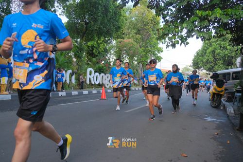 Race photo from Isoplus Run 2024 Surabaya