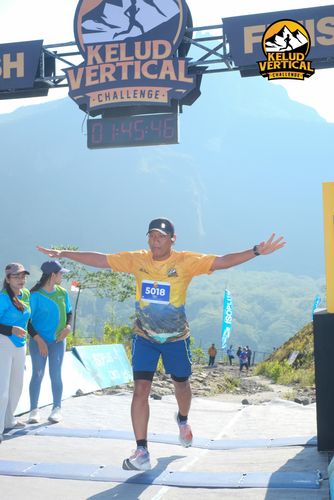 Race photo from Kelud Vertical Challenge 2024