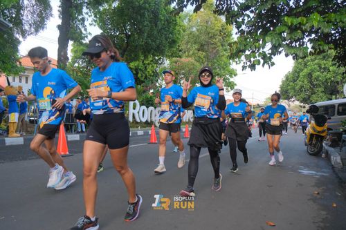 Race photo from Isoplus Run 2024 Surabaya