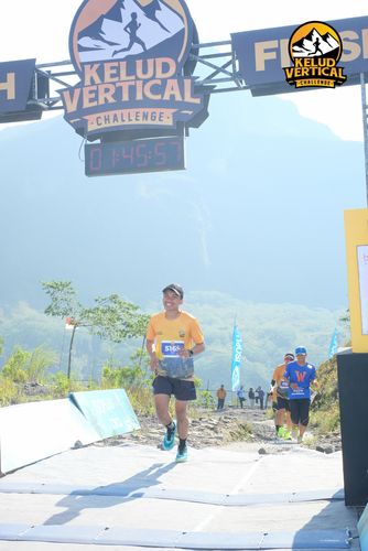 Race photo from Kelud Vertical Challenge 2024