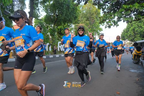 Race photo from Isoplus Run 2024 Surabaya