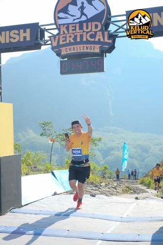 Race photo from Kelud Vertical Challenge 2024