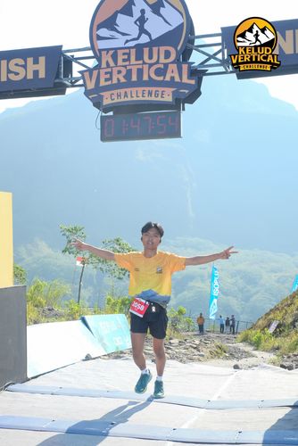 Race photo from Kelud Vertical Challenge 2024