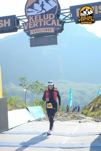 Race photo from Kelud Vertical Challenge 2024