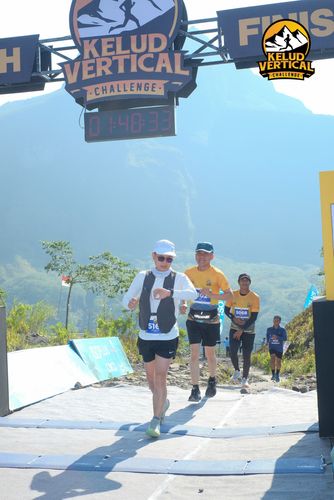 Race photo from Kelud Vertical Challenge 2024