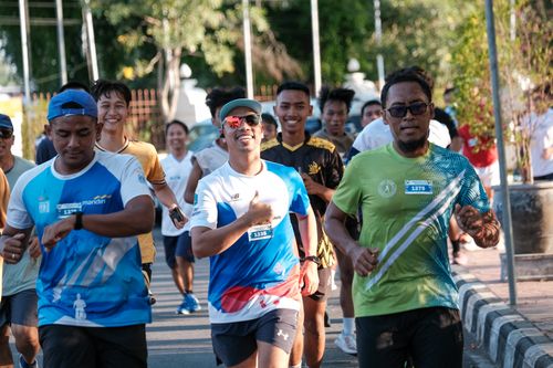 Race photo from Shake Out Run Jabar 10K
