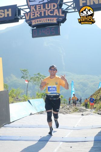 Race photo from Kelud Vertical Challenge 2024