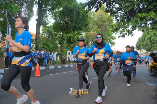 Race photo from Isoplus Run 2024 Surabaya