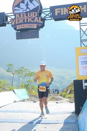 Race photo from Kelud Vertical Challenge 2024
