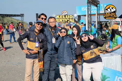 Race photo from Kelud Vertical Challenge 2024
