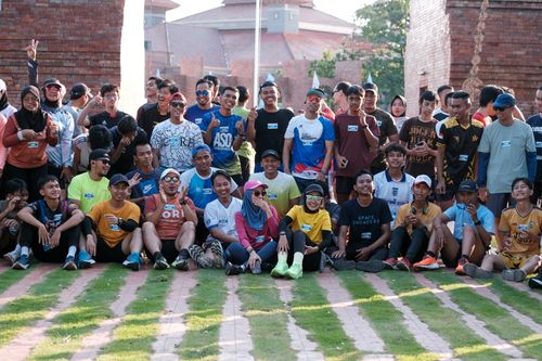 Race photo from Shake Out Run Jabar 10K