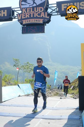 Race photo from Kelud Vertical Challenge 2024