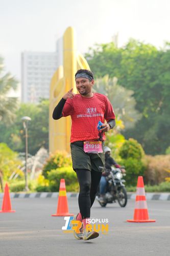 Race photo from Isoplus Run 2024 Surabaya