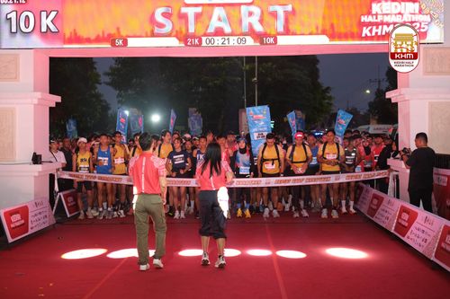 Race photo from Kediri Half Marathon 2025