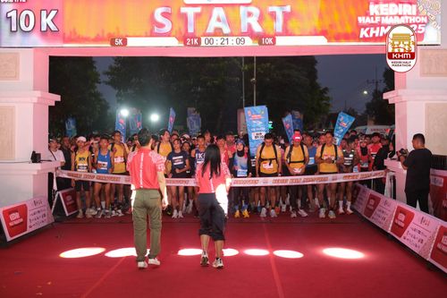 Race photo from Kediri Half Marathon 2025