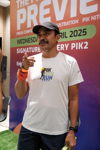 Race photo from PIK NITE RUN VIBES