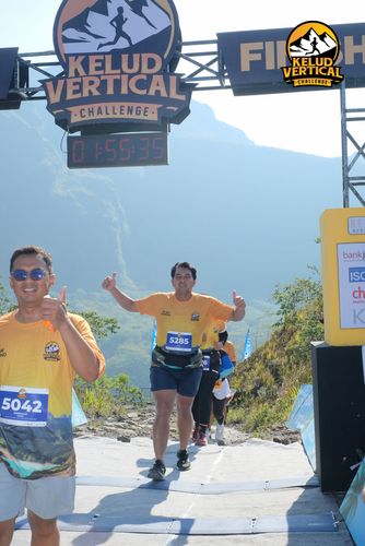 Race photo from Kelud Vertical Challenge 2024